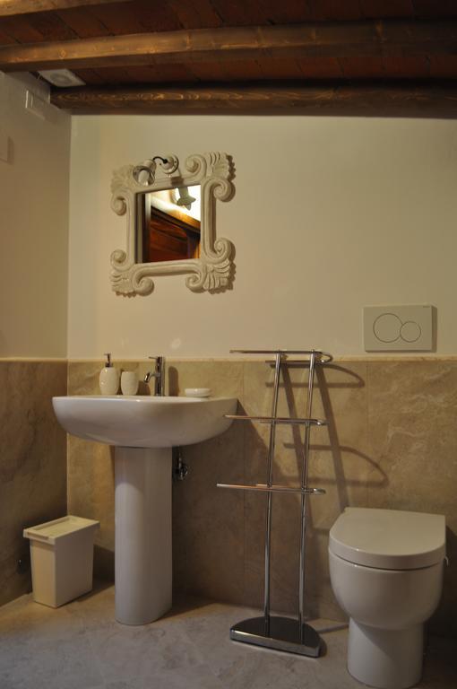 Visconte Apartment Florence Room photo